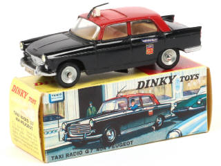 Lot 230 - DINKY TOYS (FRANCE) (1)