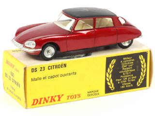 Lot 295 - DINKY TOYS (FRANCE) (1)