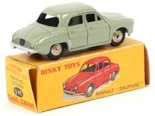 Lot 216 - DINKY TOYS (FRANCE) (1)