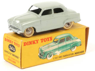 Lot 222 - DINKY TOYS (FRANCE) (1)