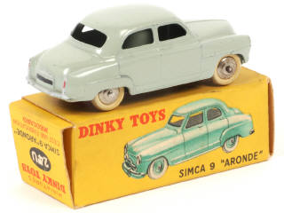 Lot 222 - DINKY TOYS (FRANCE) (1)