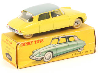 Lot 210 - DINKY TOYS (FRANCE) (1)
