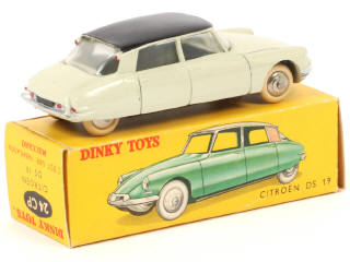 Lot 208 - DINKY TOYS (FRANCE) (1)