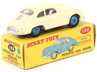 Lot 117 - DINKY TOYS (GB) (1)