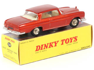 Lot 304 - DINKY TOYS (FRANCE) (1)