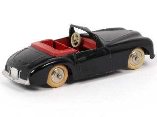 Lot 185 - DINKY TOYS (FRANCE) (1)