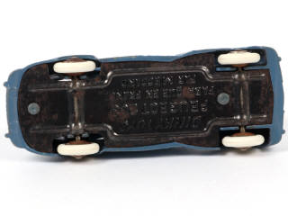 Lot 182 - DINKY TOYS (FRANCE) (1)