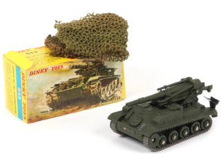 Lot 487 - DINKY TOYS (FRANCE) (1)