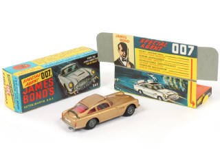 Lot 235 - CORGI TOYS (GB) (1)