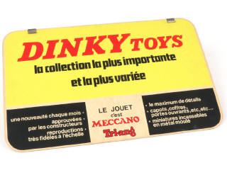 Lot 322 - DINKY TOYS (FRANCE) (1)