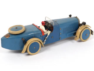 Lot 84 - MECCANO (FRANCE) (1)