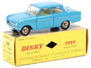 Lot 429 - DINKY TOYS (FRANCE) (1)