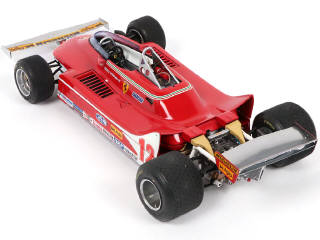 Lot 32 - EXOTO (USA) (1)