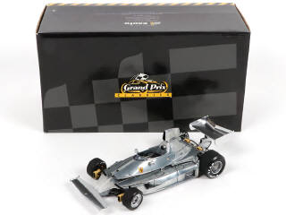 Lot 36 - EXOTO (USA) (1)