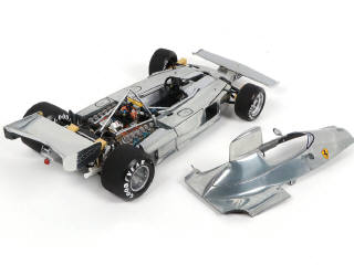 Lot 36 - EXOTO (USA) (1)