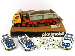 Lot 11 - PLAYMOBIL (ALLEMAGNE) (4)