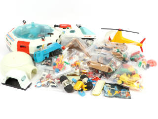 Lot 5 - PLAYMOBIL (ALLEMAGNE) (1)