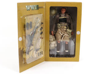 Lot 131 - DIVERS (4)
