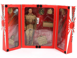 Lot 132 - DIVERS (4)