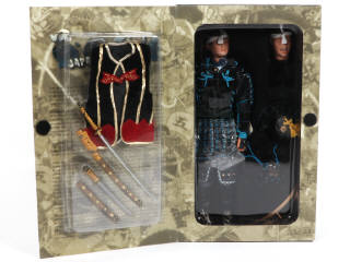 Lot 127 - DIVERS (3)