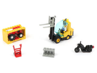 Lot 37 - LEGO (DANEMARK) (1)