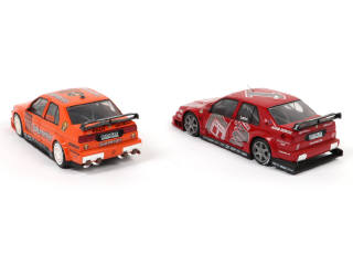 Lot 44 - UT MODELS (CHINE) (2)