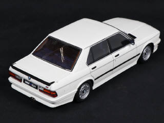 Lot 126 - AUTOART (ALLEMAGNE) (1)