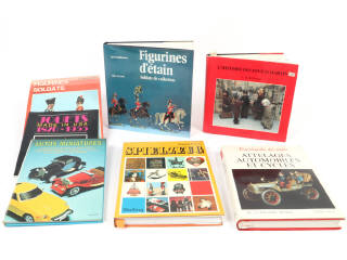 Lot 6 - DIVERS (7)
