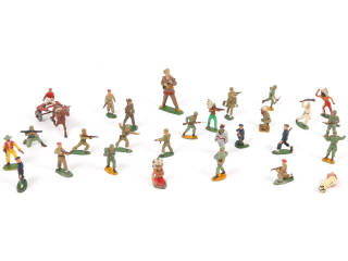 Lot 12 - DIVERS (30)