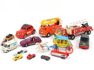 Lot 111 - DIVERS (10)