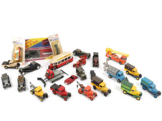 Lot 165 - DIVERS (20)