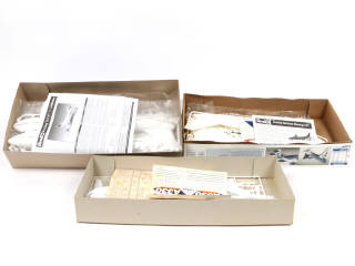 Lot 54 - REVELL (USA) (5)