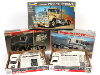 Lot 55 - REVELL (USA) (5)