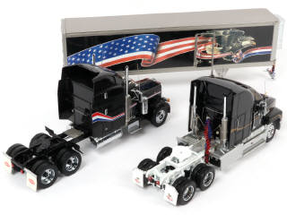 Lot 118 - FRANKLIN MINT (USA) (2)