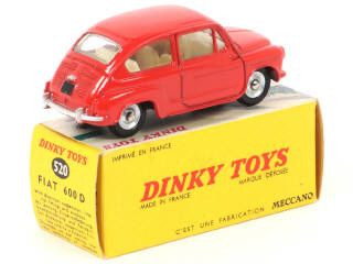 Lot 261 - DINKY TOYS (FRANCE) (1)