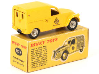 Lot 215 - DINKY TOYS (FRANCE) (1)