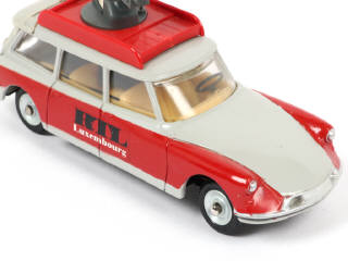 Lot 169 - DINKY TOYS (FRANCE) (1)