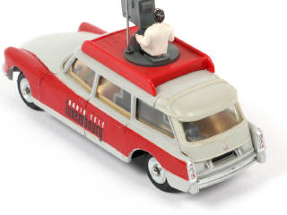 Lot 168 - DINKY TOYS (FRANCE) (1)