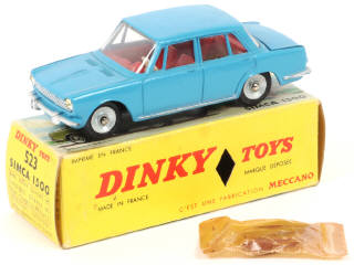 Lot 268 - DINKY TOYS (FRANCE) (1)