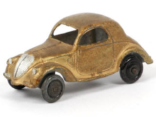 Lot 131 - DINKY TOYS (FRANCE) (1)