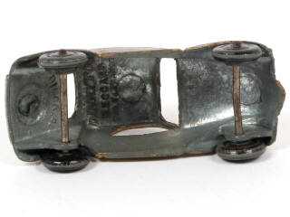 Lot 131 - DINKY TOYS (FRANCE) (1)