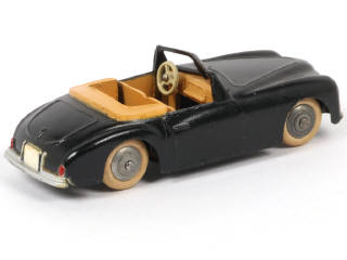 Lot 144 - DINKY TOYS (FRANCE) (1)