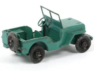 Lot 132 - DINKY TOYS (FRANCE) (1)