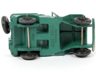 Lot 132 - DINKY TOYS (FRANCE) (1)