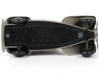 Lot 135 - DINKY TOYS (FRANCE) (1)