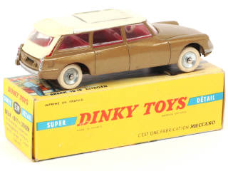 Lot 164 - DINKY TOYS (FRANCE) (1)