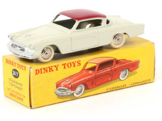 Lot 239 - DINKY TOYS (FRANCE) (1)