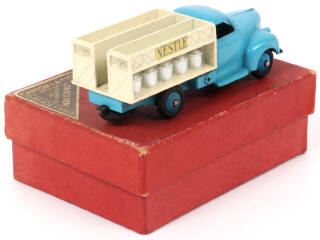 Lot 315 - DINKY TOYS (FRANCE) (1)