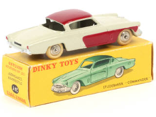 Lot 236 - DINKY TOYS (FRANCE) (1)