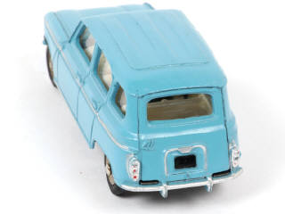 Lot 247 - DINKY TOYS (FRANCE) (1)